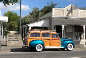 Cruise Martinborough - Drinks at the White Swan Greytown