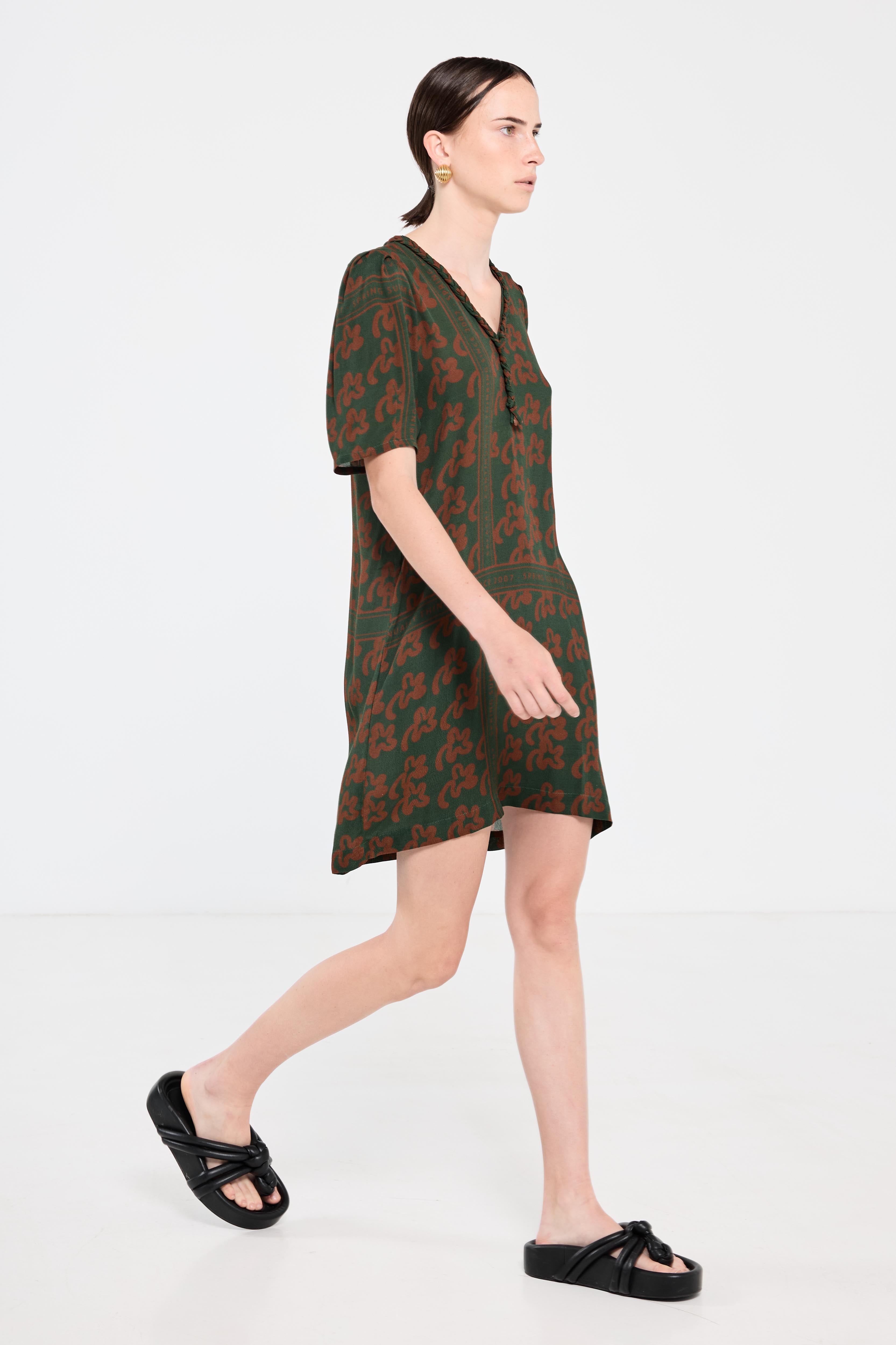 Plantation Shift Dress Green Pop Plam